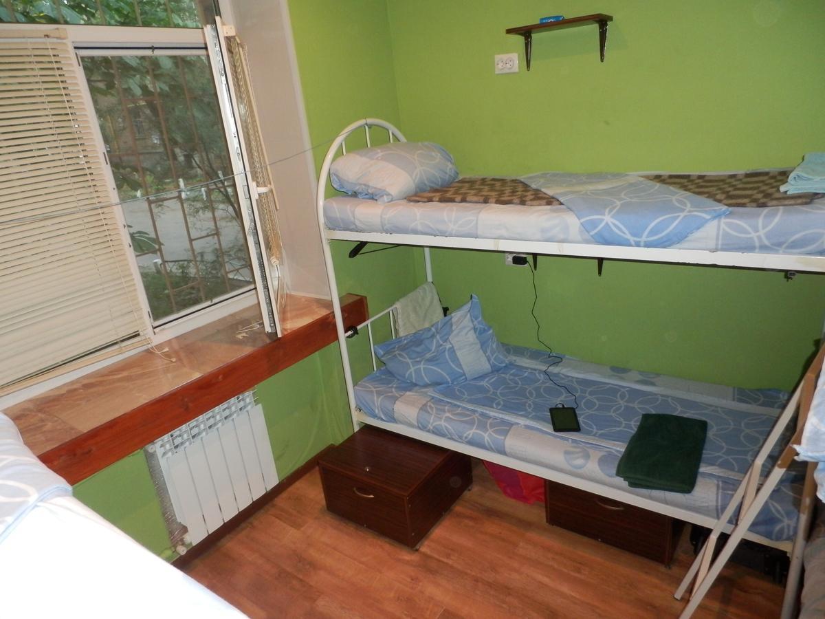 Yourhostel Svyatoshino Kyiv Exterior photo
